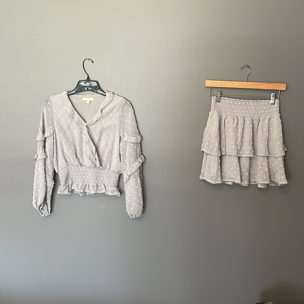 Chelsea and Violet 2 piece set girls L/XL please read - Picture 3 of 11